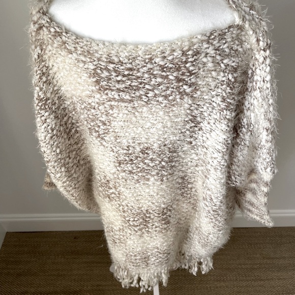 Umgee Cozy Oversized Sweater - Size M/L - Super soft! - Picture 9 of 14